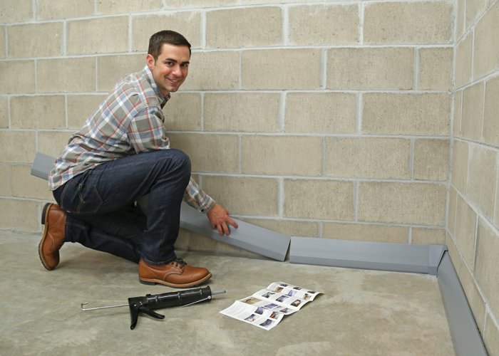 Pros and Cons of Hiring a Professional Crack Repair Company.